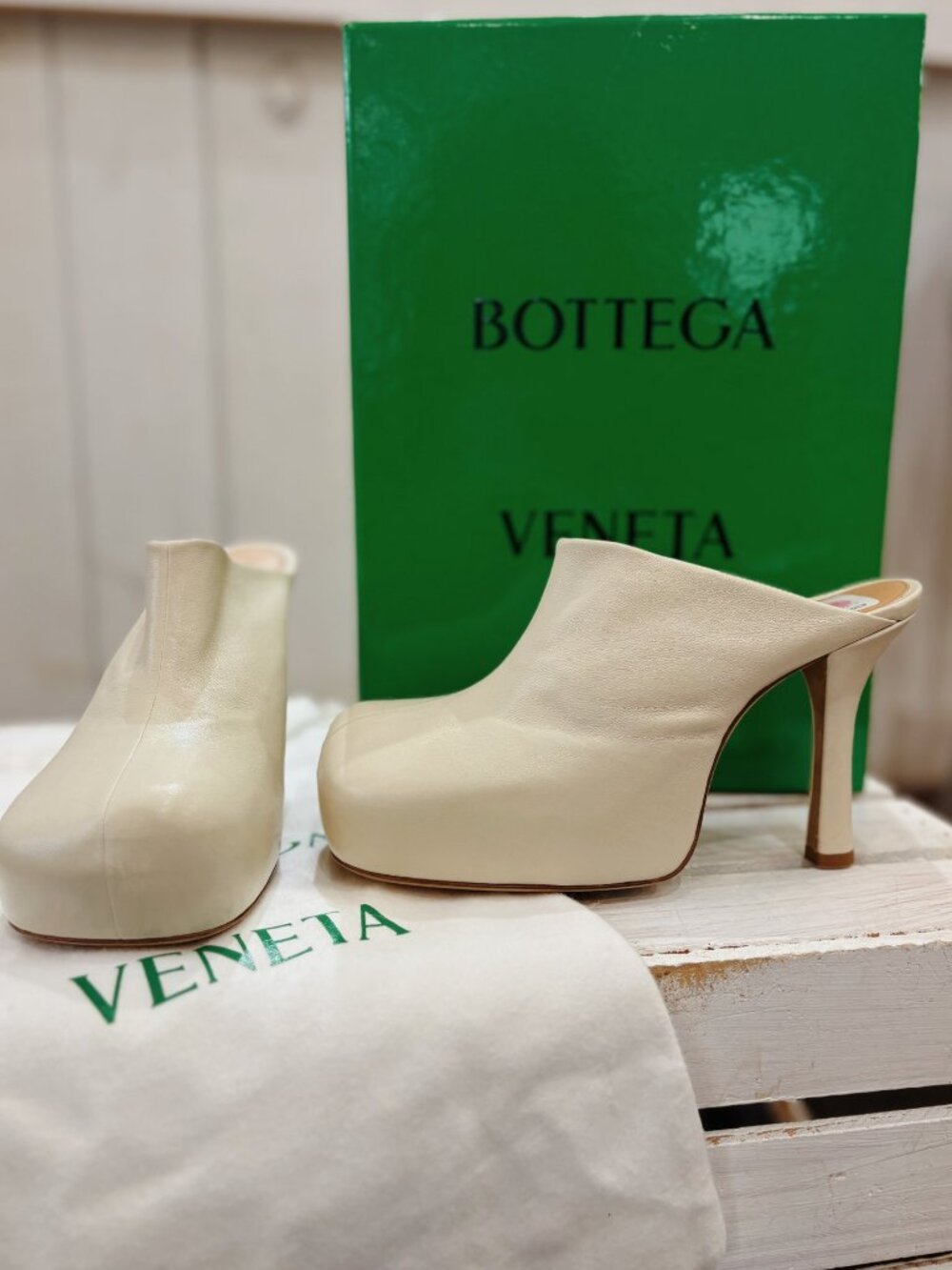 Bottega Veneta Bold Leather Heeled Mule - Size 36
